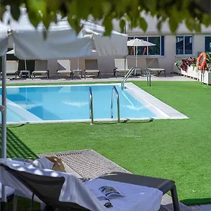 Cornisa Apartments Apartment