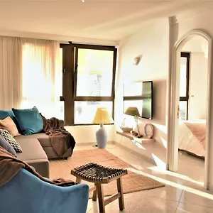 Horizont Mogan & Parking Apartment